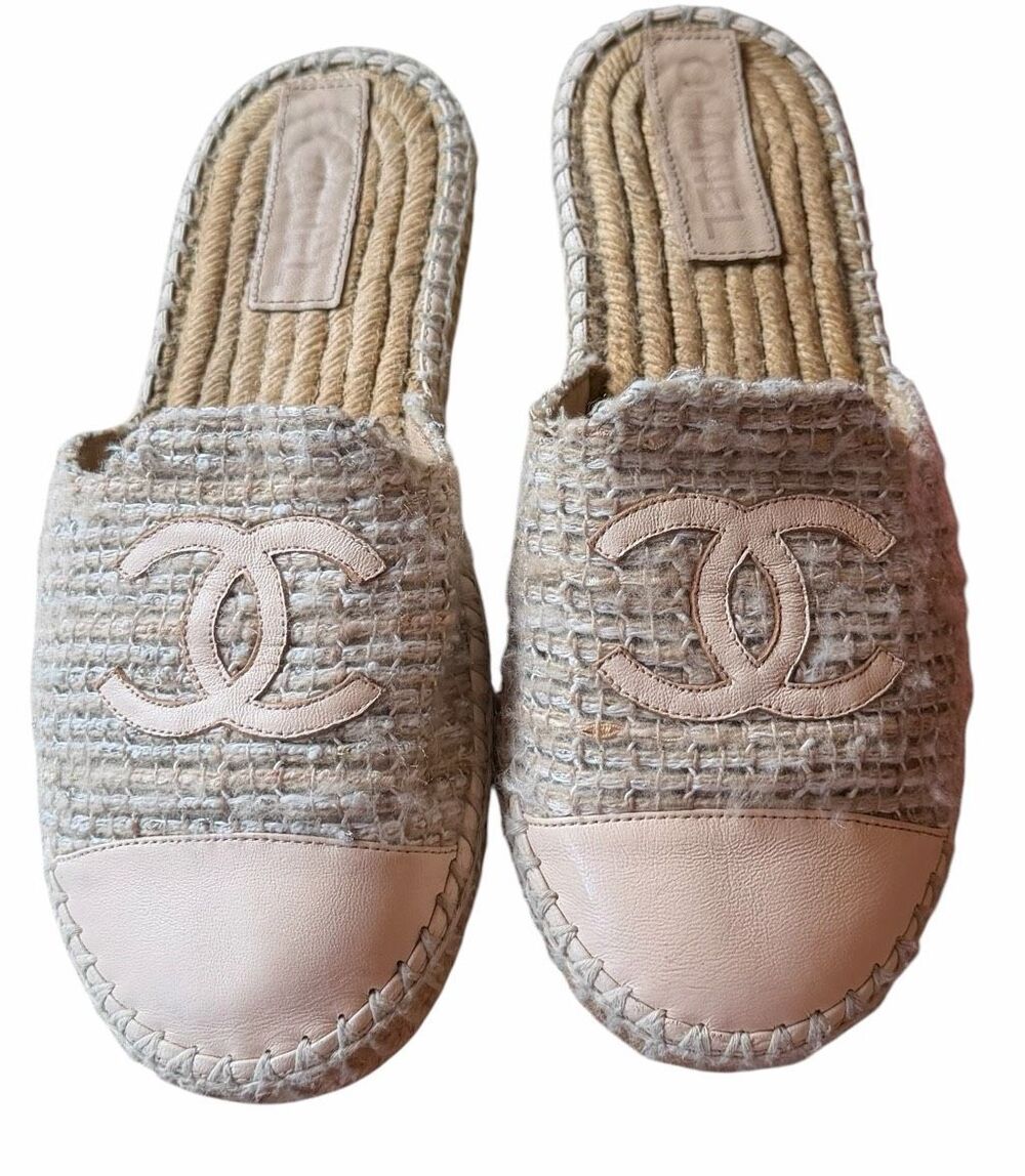 Chanel Tweed CC Logo Slide Espadrille Size 37/ US 7